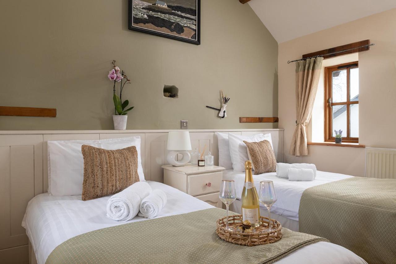 Beautiful Countryside Cottage On The North Wales Coast 阿贝尔格莱 外观 照片