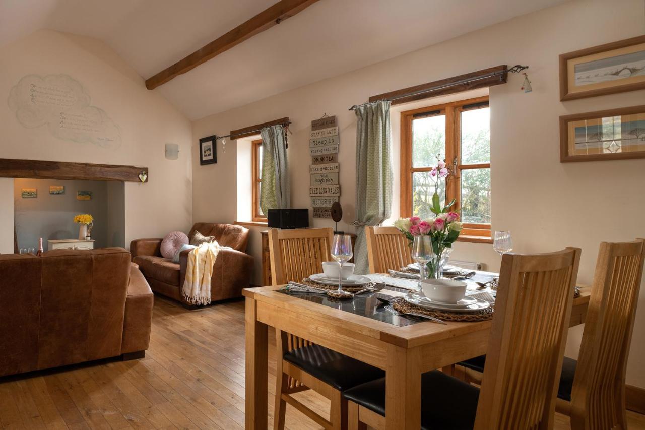 Beautiful Countryside Cottage On The North Wales Coast 阿贝尔格莱 外观 照片