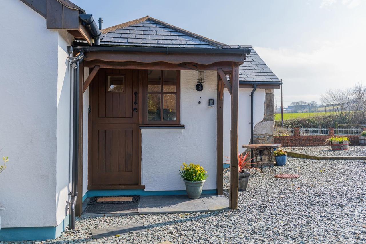 Beautiful Countryside Cottage On The North Wales Coast 阿贝尔格莱 外观 照片